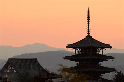 法龍|謎與傳說的千年古寺 ── 奈良・法隆寺 